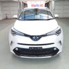 toyota c-hr 2017 ENHANCEAUTO_1_ea294552 image 8