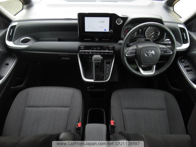 toyota noah 2023 GOO_JP_700056043930250508005 image 2