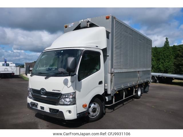 hino dutro 2017 GOO_NET_EXCHANGE_1100588A30230726W001 image 1