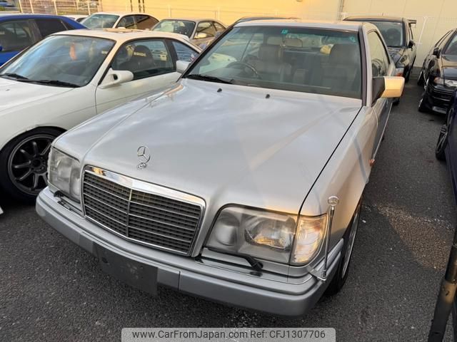 mercedes-benz e-class 1994 quick_quick_124052_124052-2C103463 image 2