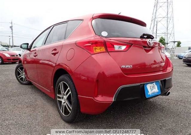 toyota auris 2013 646828-N2025050296F-27 image 2