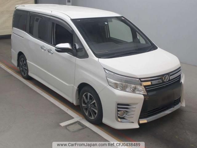 toyota voxy 2015 quick_quick_DBA-ZRR80W_0188335 image 1