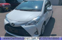 toyota vitz 2020 CFJ1618860
