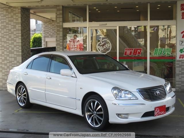 toyota crown-majesta 2004 CFJ6962988 image 2