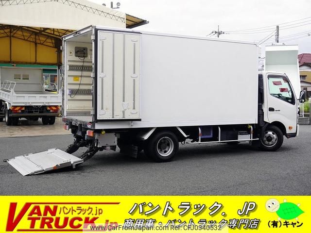 hino dutro 2017 GOO_NET_EXCHANGE_0540277A30241007W001 image 1