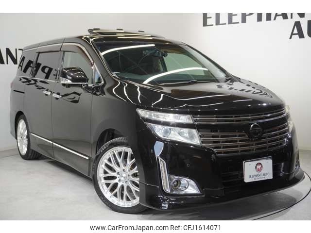 nissan elgrand 2011 CFJ1614071 image 2