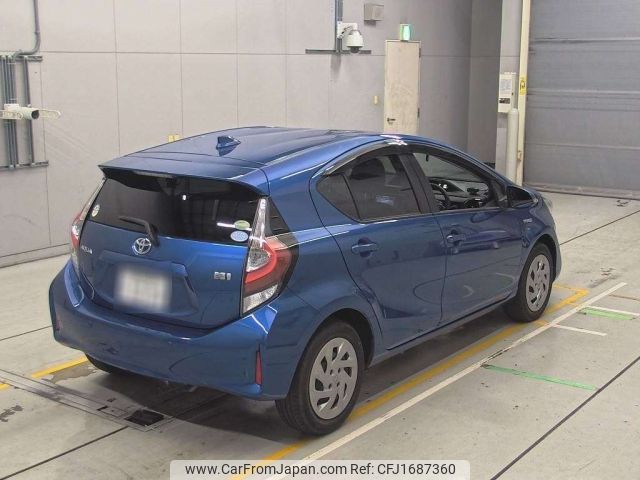 toyota aqua 2017 CFJ1687360 image 2