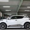 toyota c-hr 2018 quick_quick_ZYX10_ZYX10-2107080 image 18