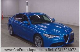 alfa-romeo giulia 2018 CFJ1596072