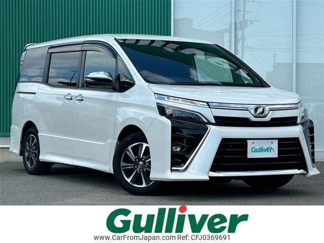 toyota voxy 2020 -TOYOTA--Voxy DBA-ZRR80W--ZRR80-0610716---TOYOTA--Voxy DBA-ZRR80W--ZRR80-0610716- image 1