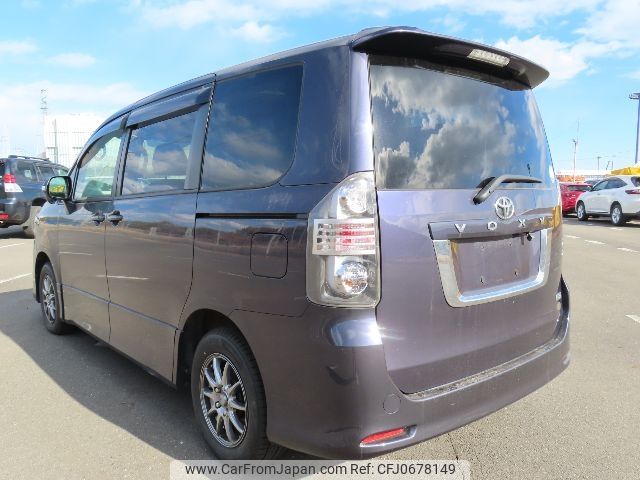 toyota voxy 2008 NIKYO_SS41193 image 1