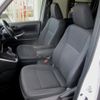 toyota noah 2023 quick_quick_6AA-ZWR90W_ZWR90-0117676 image 10