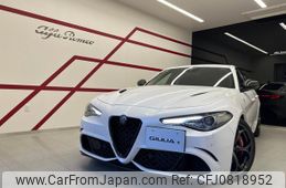 alfa-romeo giulia 2019 quick_quick_95229_ZAREAEHV4J7574101