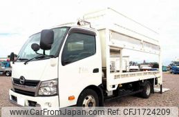 hino dutro 2012 CFJ1724209