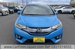 honda fit-hybrid 2014 CFJ1519052