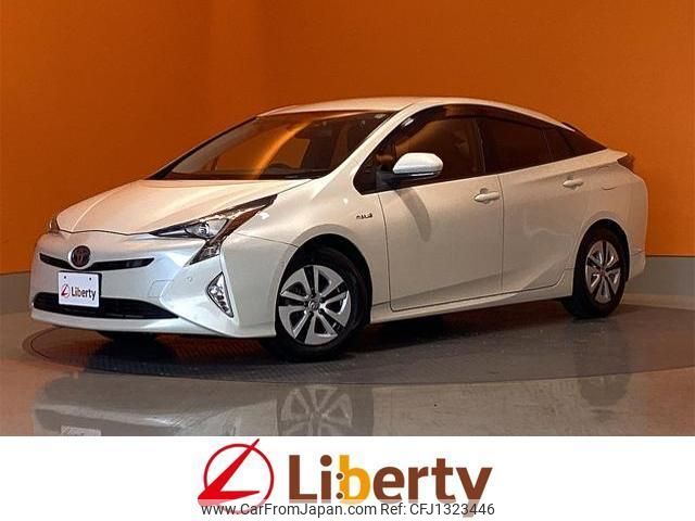 toyota prius 2017 quick_quick_ZVW51_ZVW51-8026900 image 1