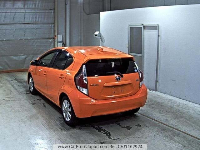 toyota aqua 2015 -TOYOTA--AQUA NHP10-2476542---TOYOTA--AQUA NHP10-2476542- image 2
