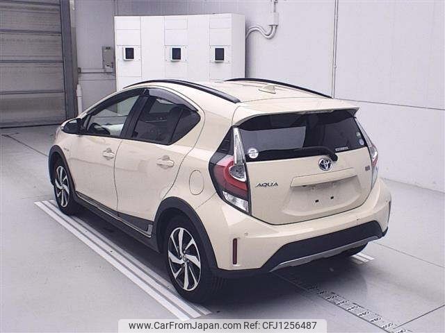 toyota aqua 2018 -TOYOTA--AQUA NHP10H-6778143---TOYOTA--AQUA NHP10H-6778143- image 2