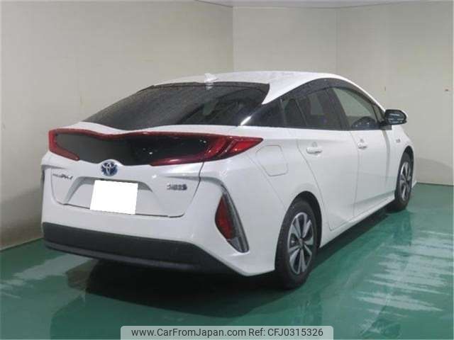 toyota prius-phv 2017 -TOYOTA--Prius PHV DLA-ZVW52--ZVW52-3028110---TOYOTA--Prius PHV DLA-ZVW52--ZVW52-3028110- image 2