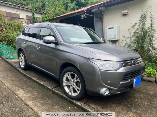 mitsubishi outlander 2013 CFJ1826922 image 1