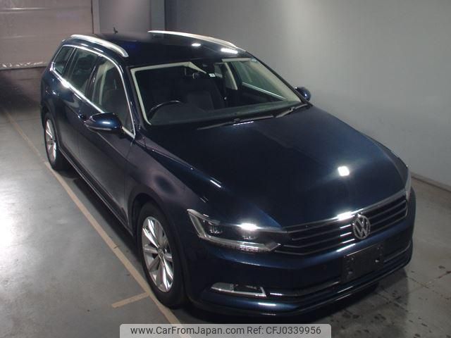 volkswagen passat-variant 2015 quick_quick_DBA-3CCZE_022092 image 1