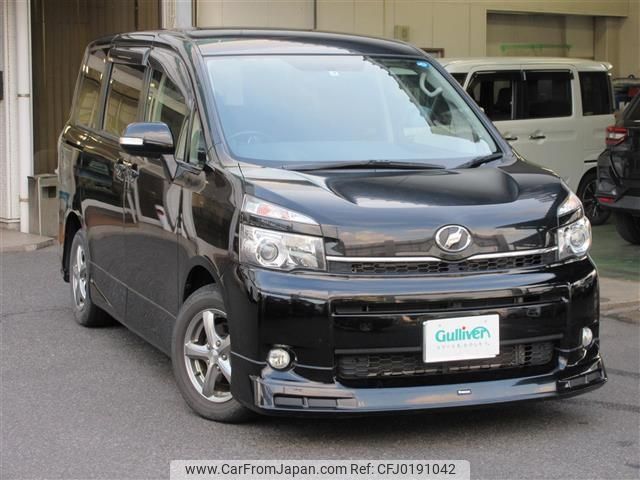 toyota voxy 2013 -TOYOTA--Voxy DBA-ZRR70G--ZRR70-0584381---TOYOTA--Voxy DBA-ZRR70G--ZRR70-0584381- image 1