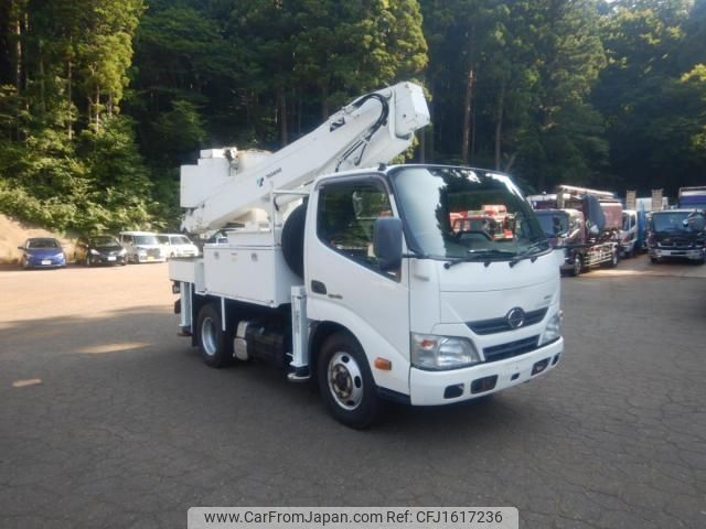 hino dutro 2015 CFJ1617236 image 1
