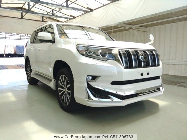toyota land-cruiser-prado 2020 ENHANCEAUTO_1_ea300935 image 1