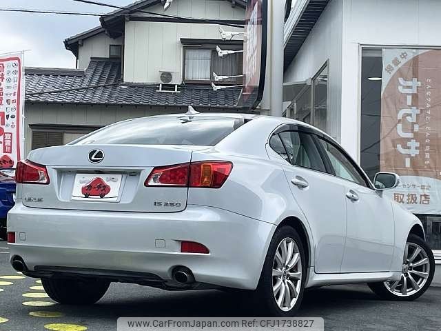 lexus is 2008 CFJ1738827 image 2