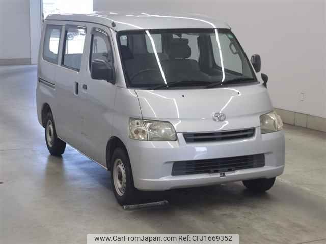 toyota townace-van undefined CFJ1669352 image 1