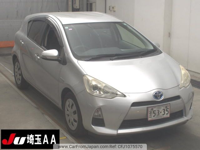 toyota aqua 2013 -TOYOTA--AQUA NHP10-6134431---TOYOTA--AQUA NHP10-6134431- image 1