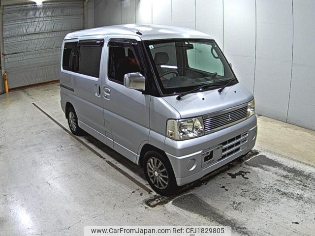 mitsubishi town-box 2004 CFJ1829805 image 1