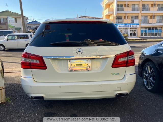 mercedes-benz e-class-station-wagon 2011 -MERCEDES-BENZ--Benz E Class Wagon 212224C--2A527889---MERCEDES-BENZ--Benz E Class Wagon 212224C--2A527889- image 2