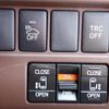 toyota esquire 2015 GOO_JP_700072025530250626003 image 24