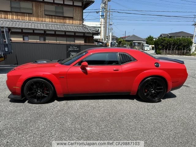 dodge challenger 2018 quick_quick_9999_2C3CDZBT5JH280724 image 2