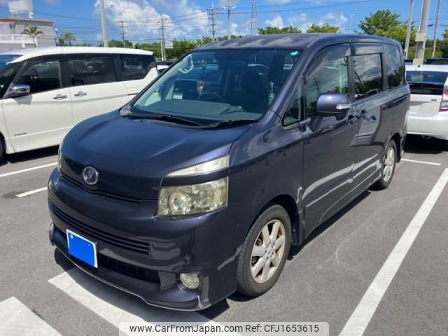 toyota voxy 2010 CFJ1653615 image 1
