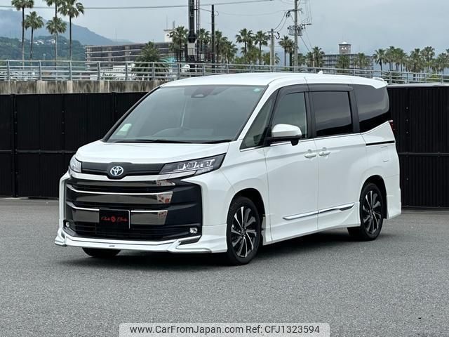 toyota noah 2023 quick_quick_ZWR90W_ZWR90-0155260 image 1