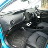 toyota prius-phv 2017 quick_quick_DLA-ZVW52_ZVW52-3011424 image 12