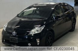 toyota prius 2013 -TOYOTA--Prius ZVW30-1683703---TOYOTA--Prius ZVW30-1683703-