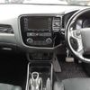 mitsubishi outlander-phev 2015 CFJ1846520 image 10