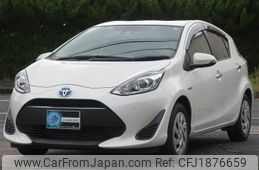 toyota aqua 2018 CFJ1876659