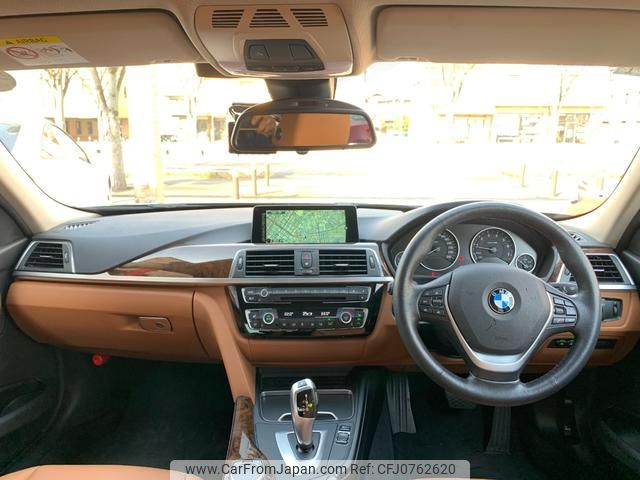 bmw 3-series 2017 GOO_JP_700055109230250215001 image 2