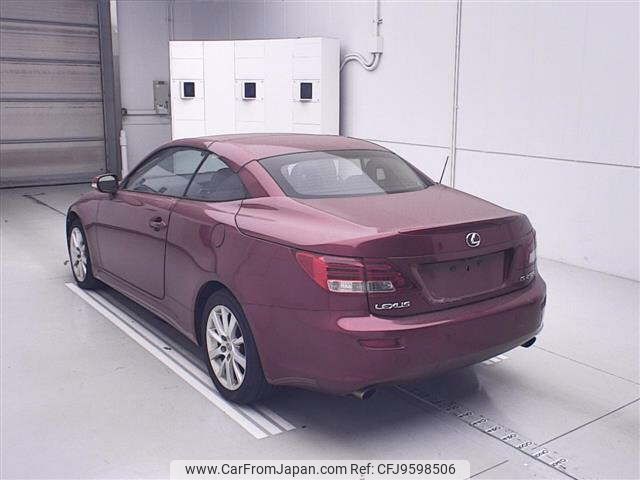 lexus is 2009 CFJ9598506 image 2
