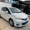 toyota vitz 2011 CFJ1754492 image 1