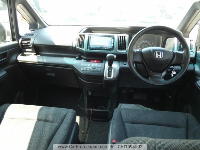 honda stepwagon-spada 2012 CFJ1594502 image 2