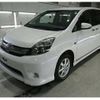 toyota isis 2014 quick_quick_DBA-ZGM15W_0017189 image 1