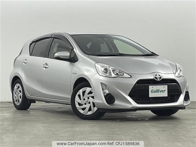 toyota aqua 2017 CFJ1589836 image 1