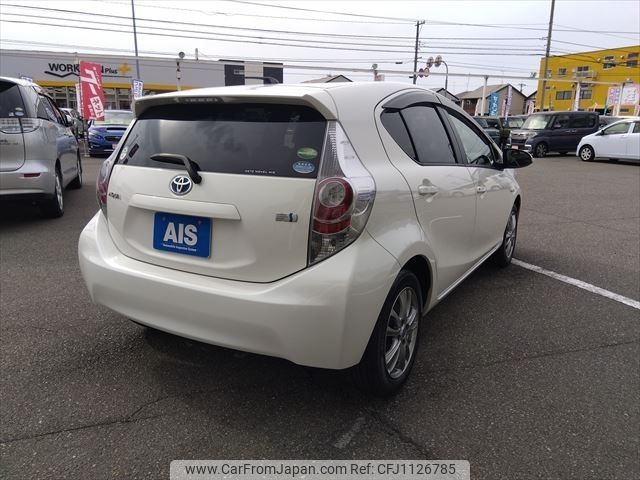 toyota aqua 2012 -TOYOTA--AQUA DAA-NHP10--NHP10-6067374---TOYOTA--AQUA DAA-NHP10--NHP10-6067374- image 2