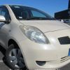 toyota vitz 2007 Y2025020234A-21 image 2