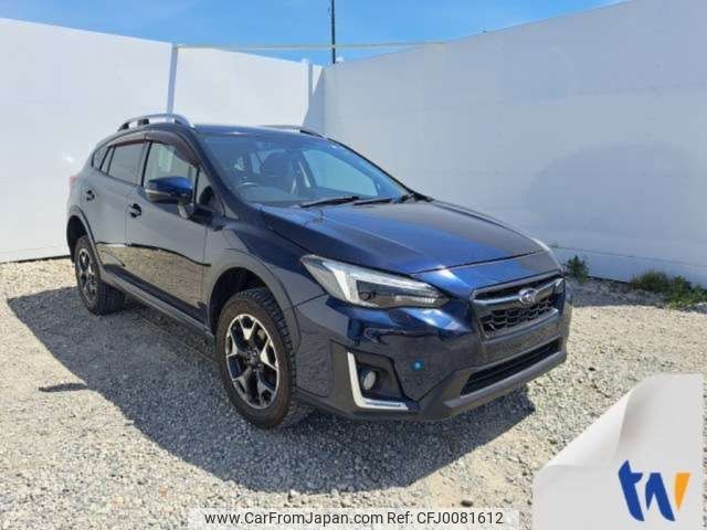 subaru xv 2017 -SUBARU--Subaru XV DBA-GT7--GT7-051660---SUBARU--Subaru XV DBA-GT7--GT7-051660- image 1